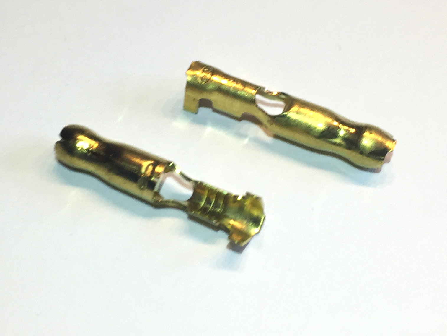 Circular connector male  brass -1,5mm², d=4,6mm