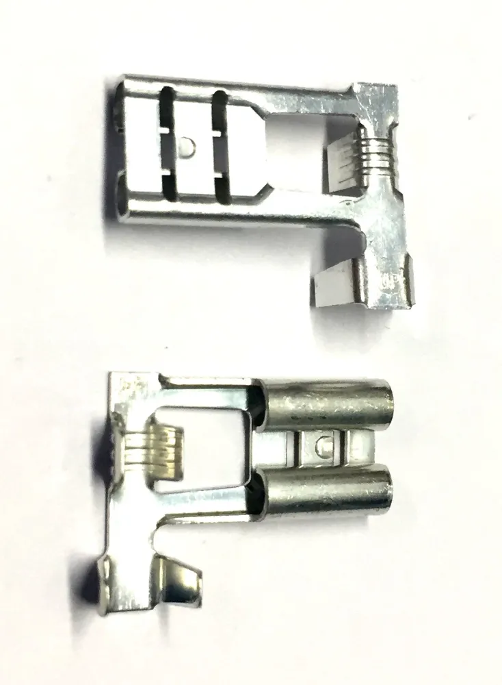 Winkel-Flachsteckhülsen 6,3mm -2,5mm²
